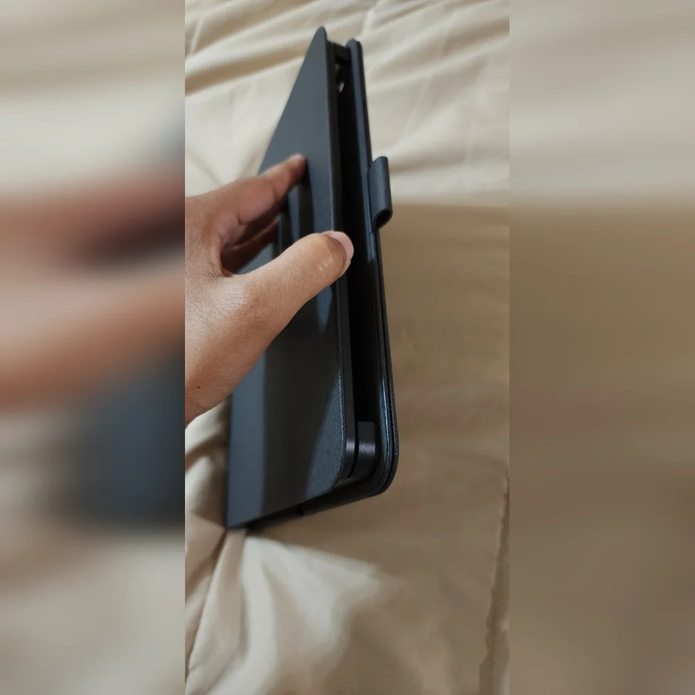 Black Tablet Keyboard Case (6th Generation iPad)